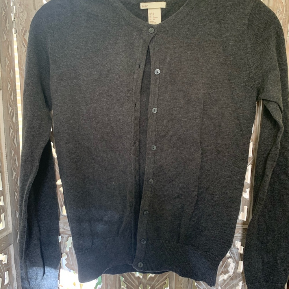 Gray Cardigan - Picture 6 of 9